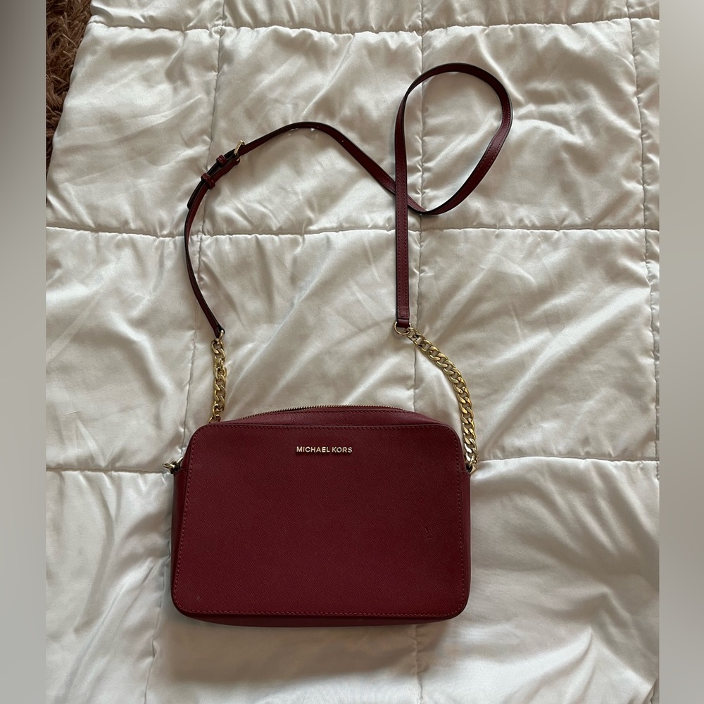 EUC michael kors crossbody